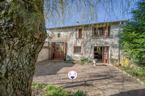 Maison de village de 227 m2 avec grange