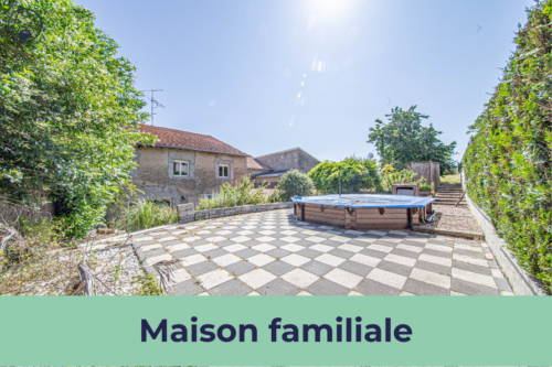 Maison de village avec jardin et piscine idéalement située à