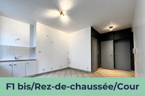 Appartement de type F1 bis situé proche des commodités de Sa