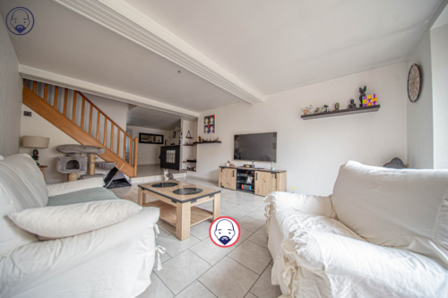 Maison avec 4 chambres, garage et jardin