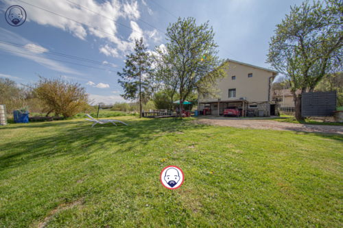 Maison individuelle + 5 chambres + grand jardin