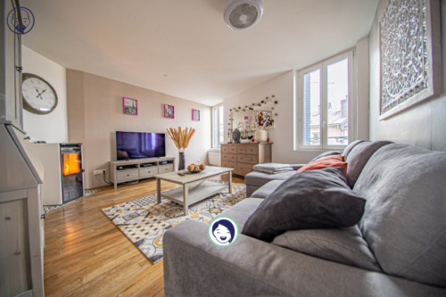 Appartement en duplex, situé au 2? étage d&rsquo;un immeuble calme