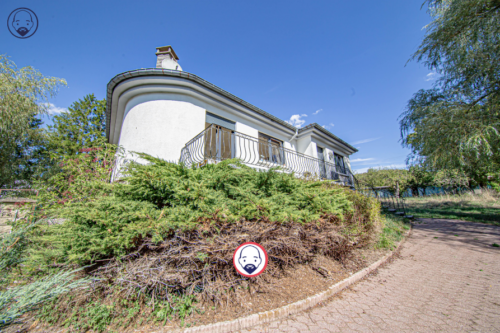 Pavillon individuel avec charme et beaux volumes sur 2 131 m